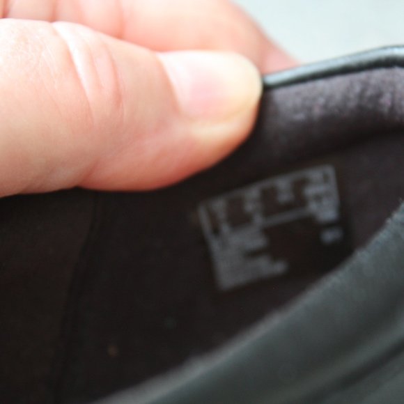 Clarks NWT Black Leather Everlay Iris women's 9.5WIDE Shoes - Picture 4 of 8